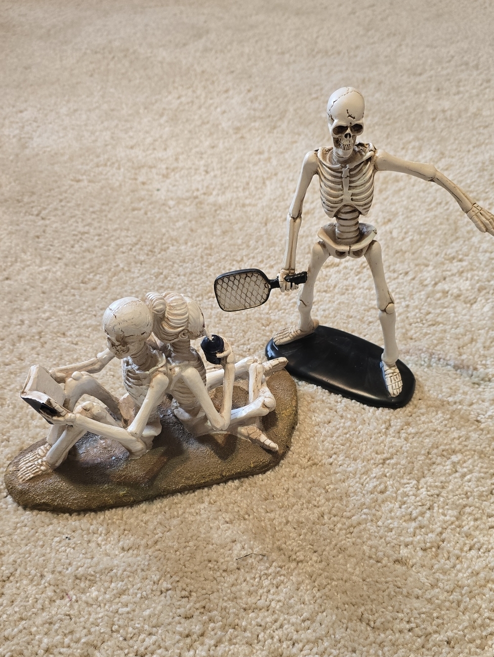 New Ashland Halloween Set Of 2 Skeleton Decorations